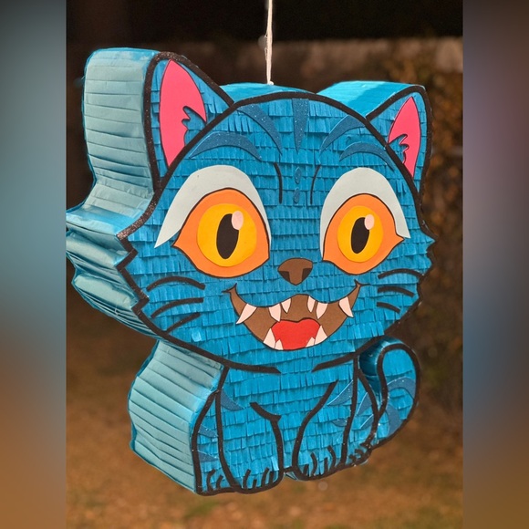 Vibrant Blue Cat Piñata for Parties - Picture 6 of 9